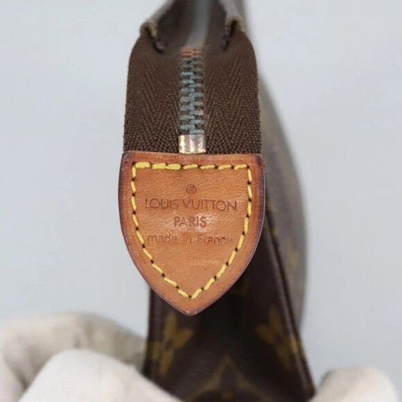 LOUIS VUITTON Monogram Poche Toilette 15 Pouch M47546 LV Auth 98203 - Picture 9 of 16
